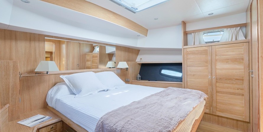 Sasga yachts menorquin 54 flybridge