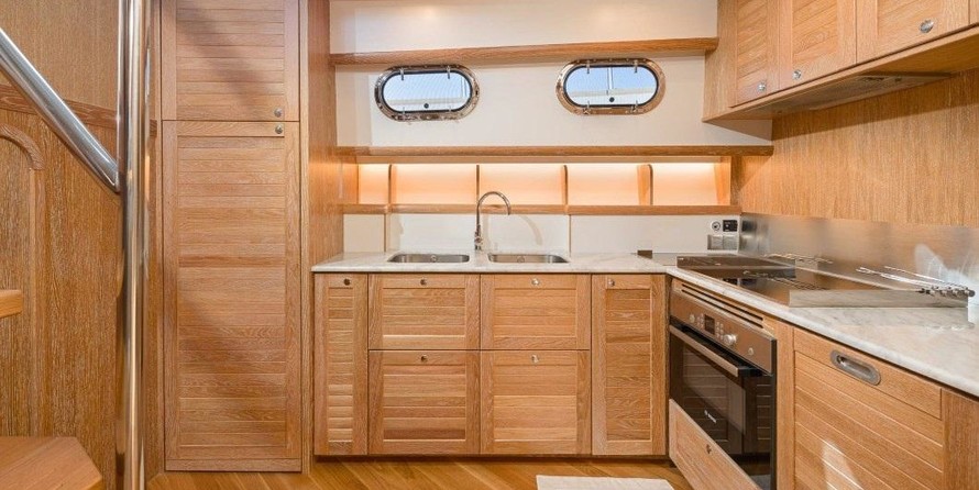 Sasga yachts menorquin 54 flybridge