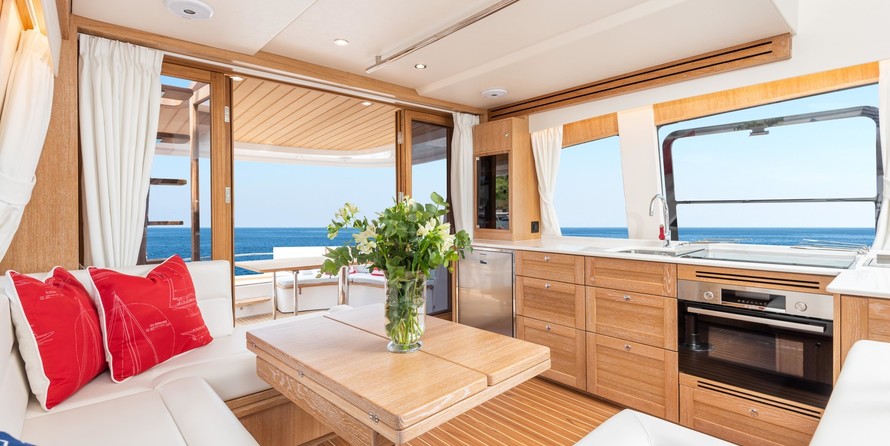 Sasga yachts menorquin 54 flybridge