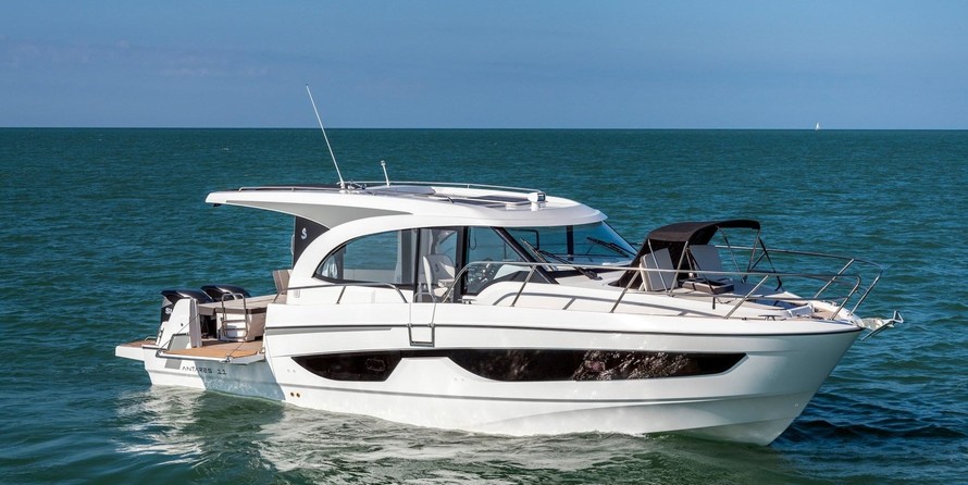 Beneteau Antares 11 OB