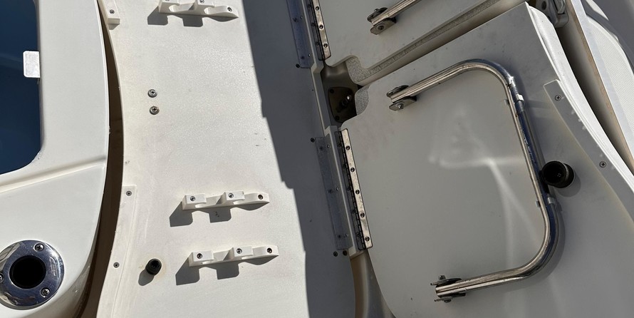 Boston Whaler 210 Dauntless