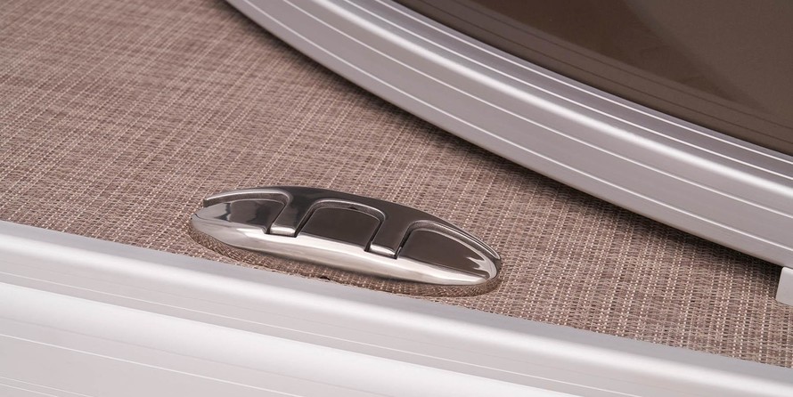 Sun Tracker SportFish 22 DLX