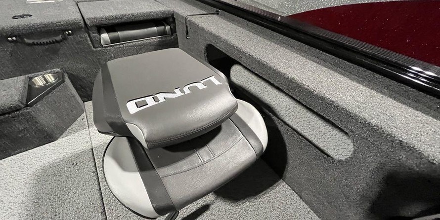 Lund Boats 1875 Pro-V Bass