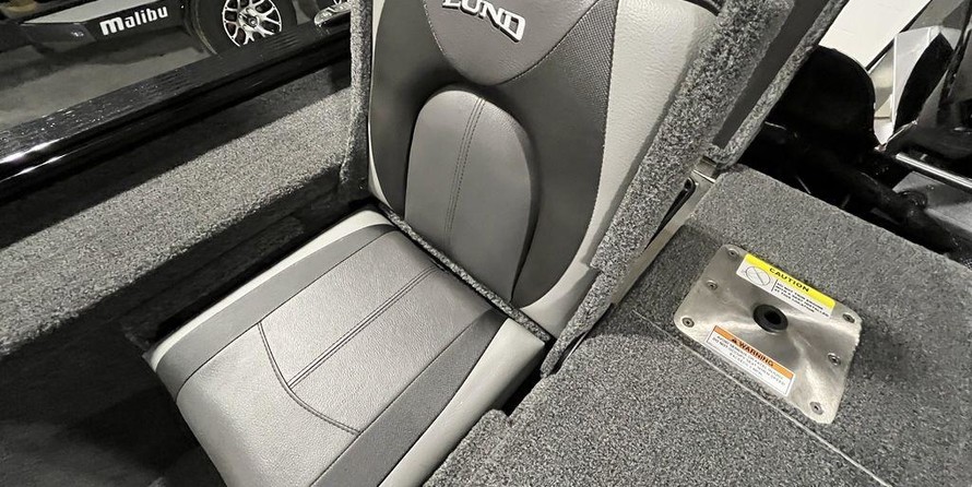 Lund Boats 1875 Pro-V Bass