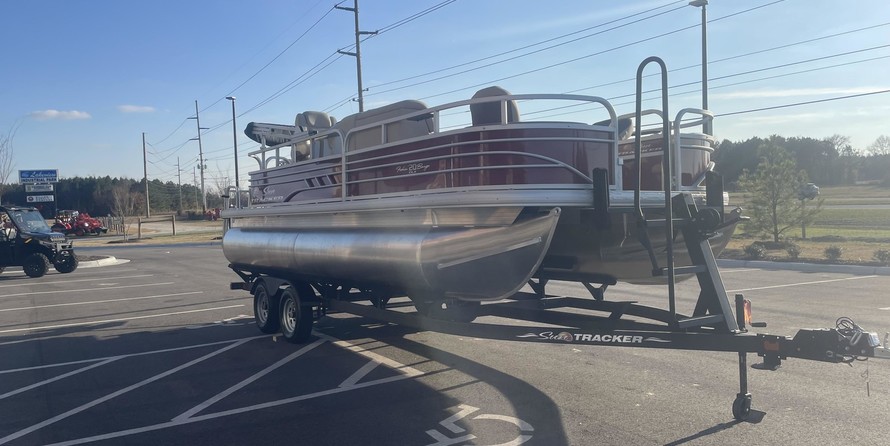 Sun Tracker Fishin Barge 20 DLX