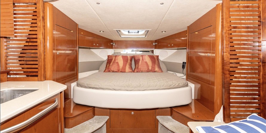 Sea Ray 350 Sundancer