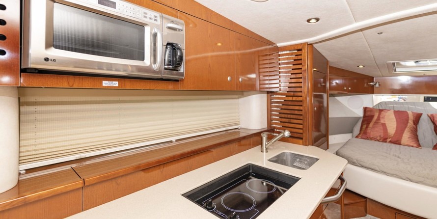 Sea Ray 350 Sundancer