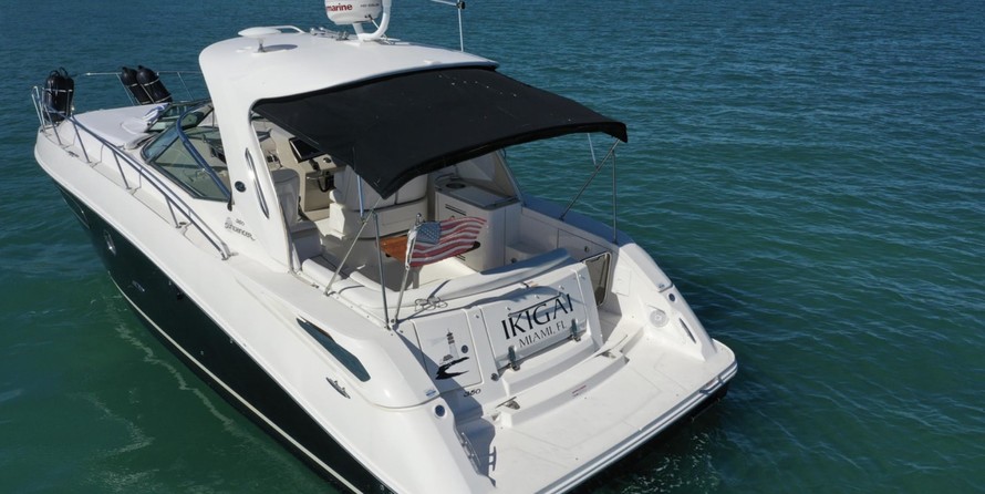 Sea Ray 350 Sundancer