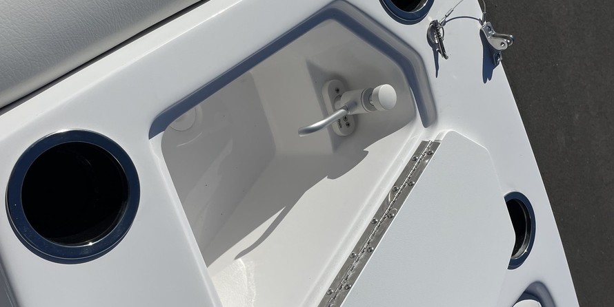 Hurricane 188 sport sundeck