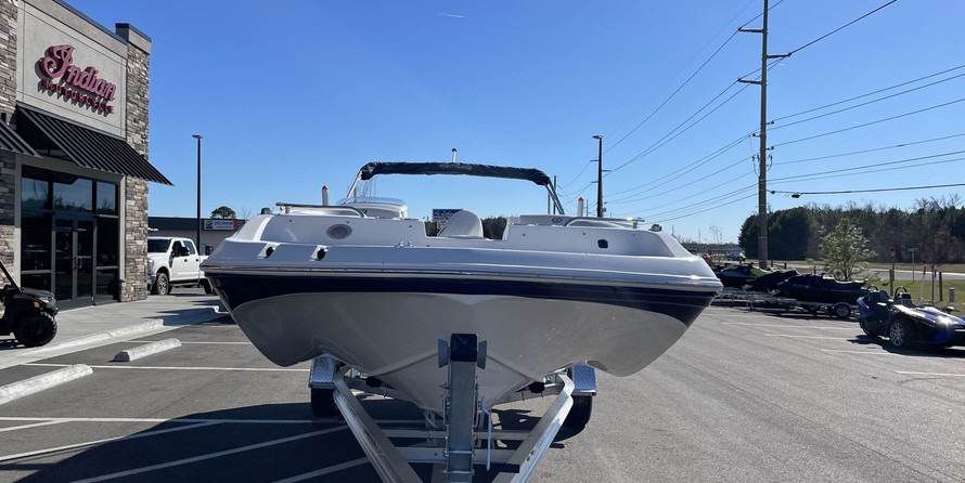 Hurricane 188 sport sundeck