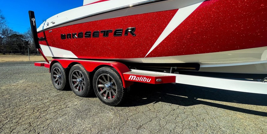 Malibu Wakesetter 25 LSV