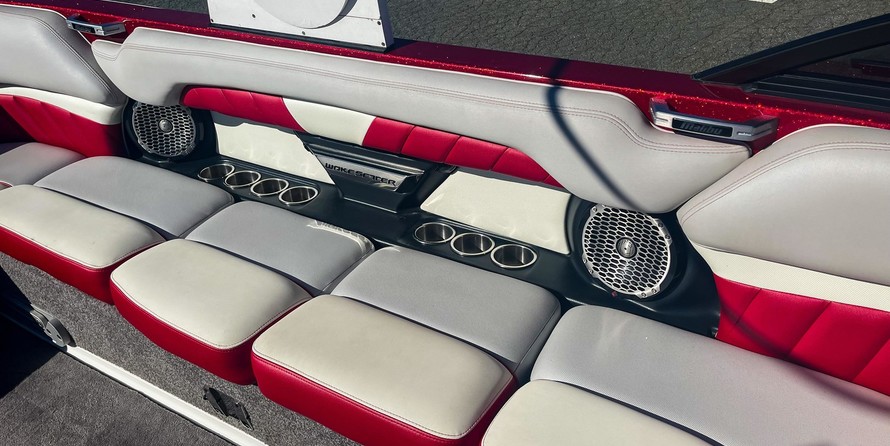 Malibu Wakesetter 25 LSV