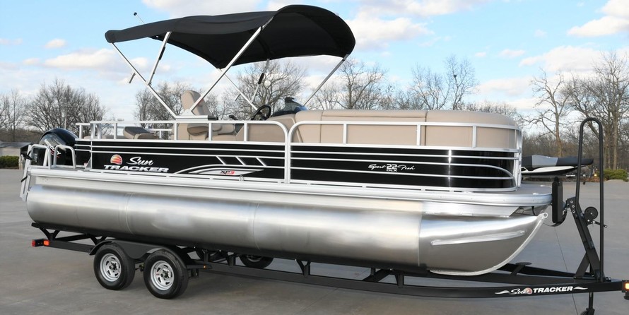 Sun Tracker SportFish 22 DLX