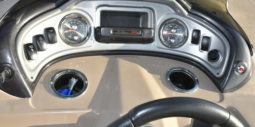 Sun Tracker SportFish 22 DLX