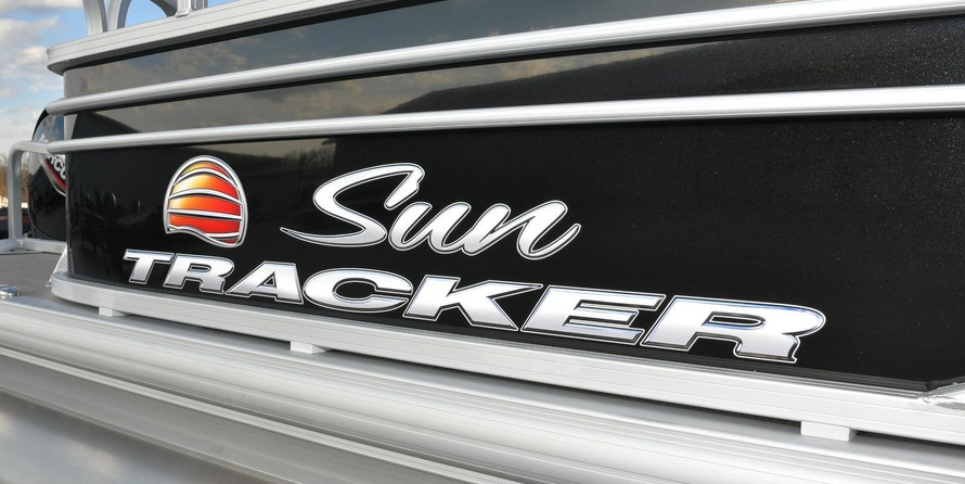 Sun Tracker SportFish 22 DLX