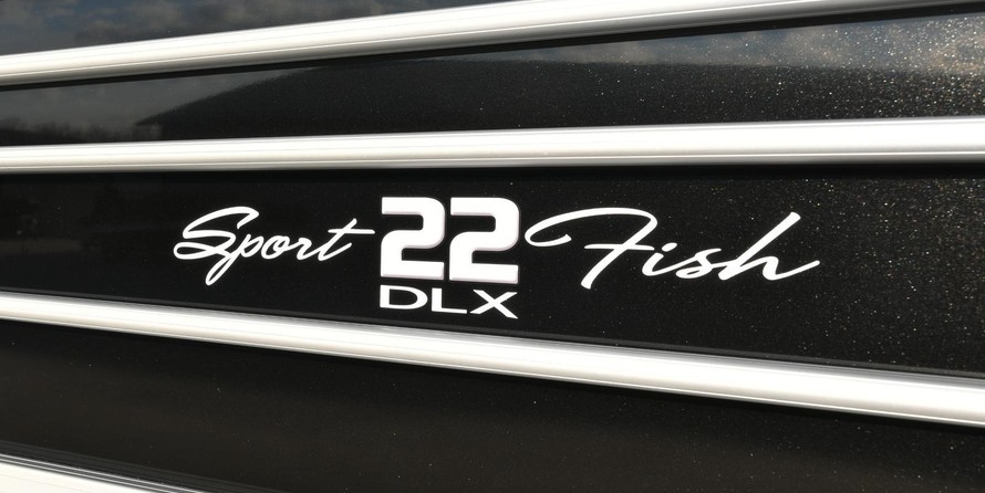 Sun Tracker SportFish 22 DLX