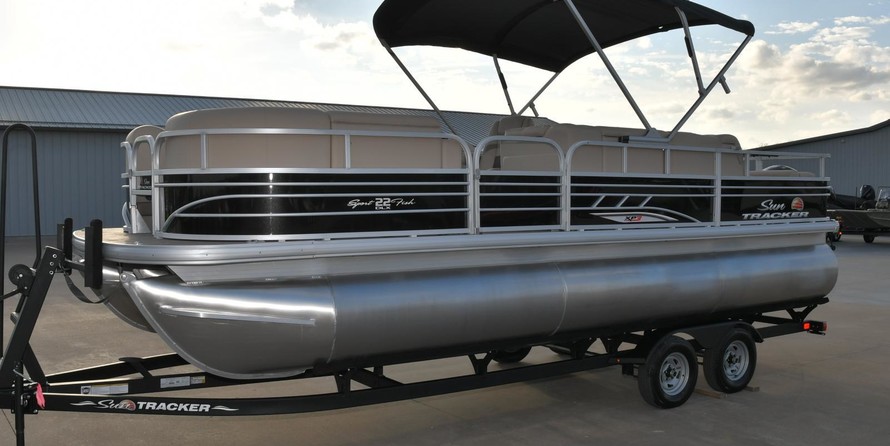 Sun Tracker SportFish 22 DLX