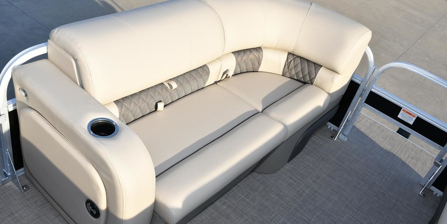 Sun Tracker SportFish 22 DLX