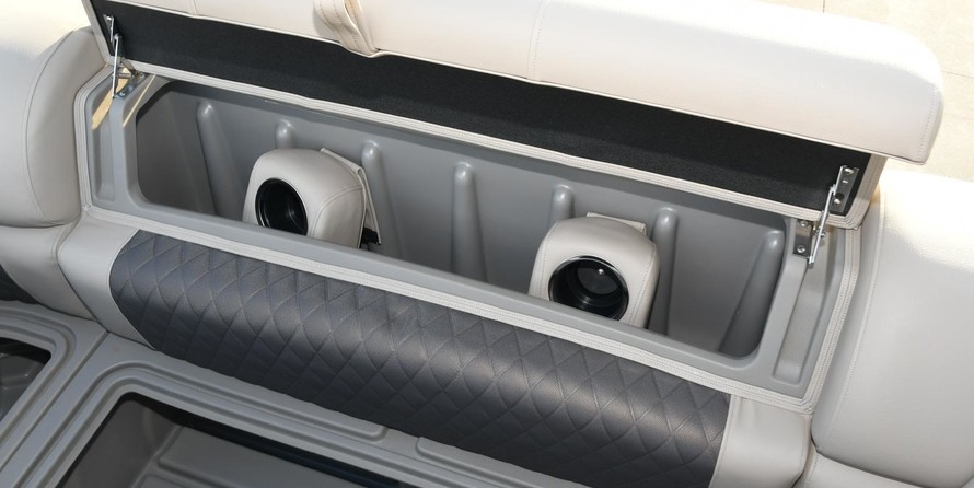 Sun Tracker SportFish 22 DLX