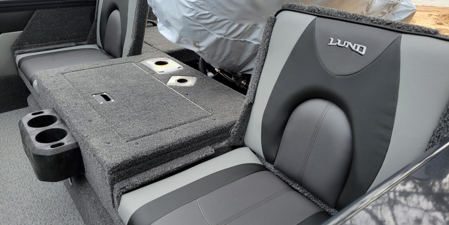 Lund Boats 1875 Crossover XS