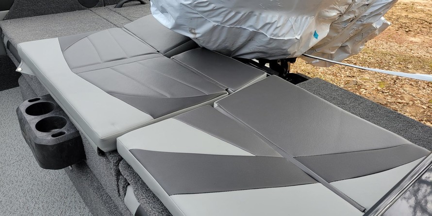 Lund Boats 1875 Crossover XS