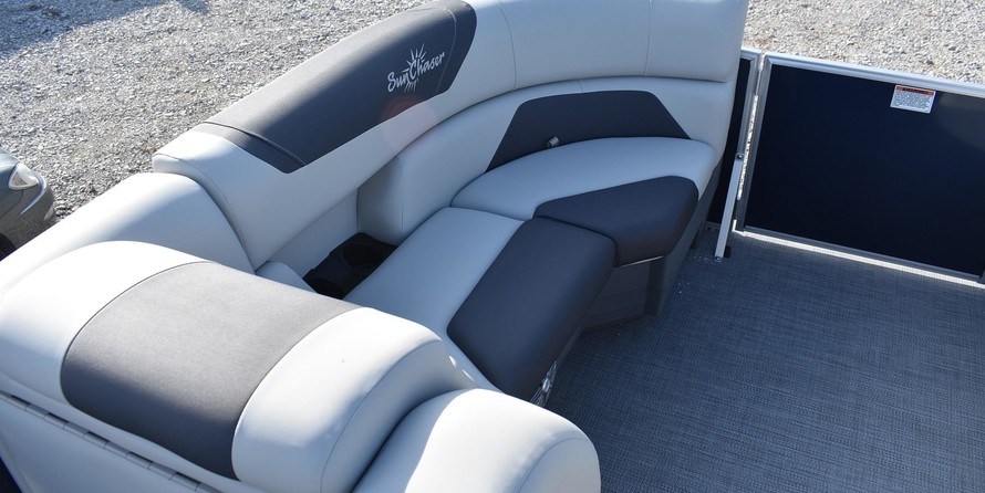 Sunchaser Boats Geneva Cruise 22 LR DH