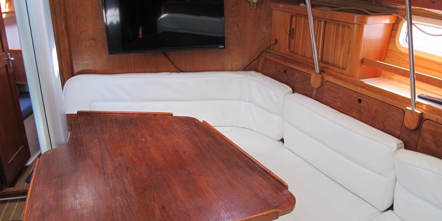 Catalina 400