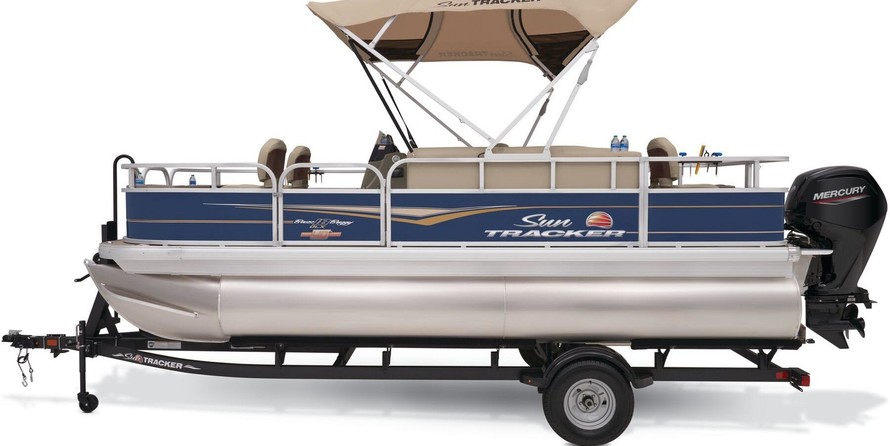 Sun Tracker Bass Buggy 18 DLX