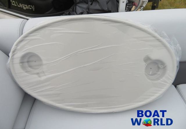Premier Pontoons Navigator 220