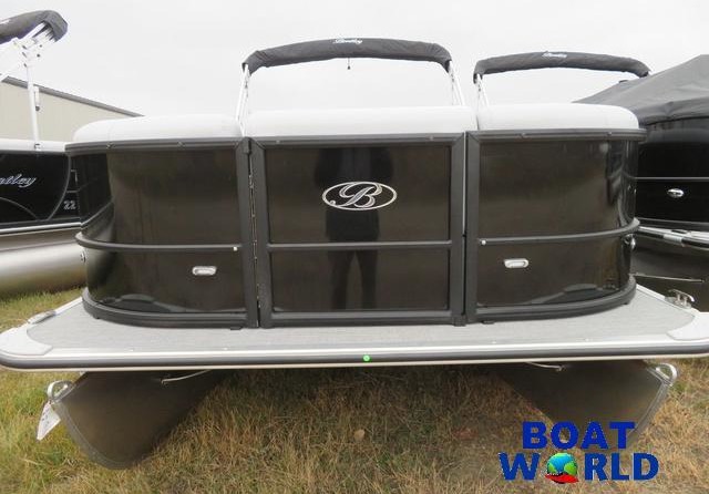 Premier Pontoons Navigator 220