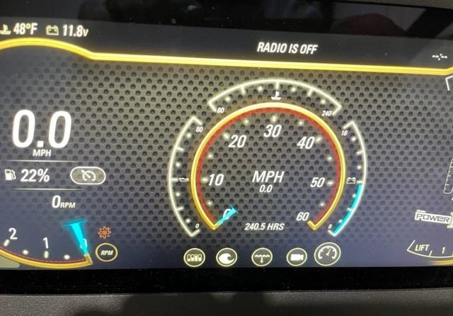 Malibu Wakesetter 25 LSV