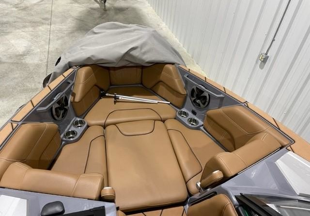 Malibu Wakesetter 25 LSV
