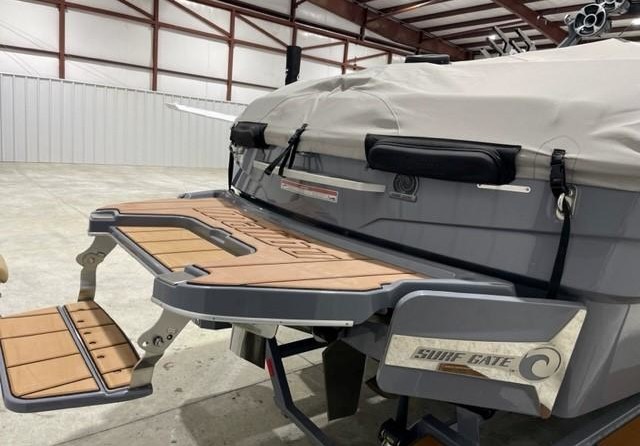 Malibu Wakesetter 25 LSV