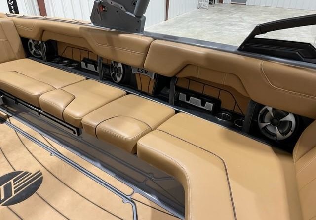 Malibu Wakesetter 25 LSV