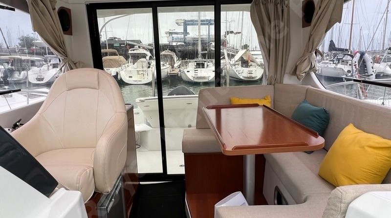 Beneteau Antares 8.80