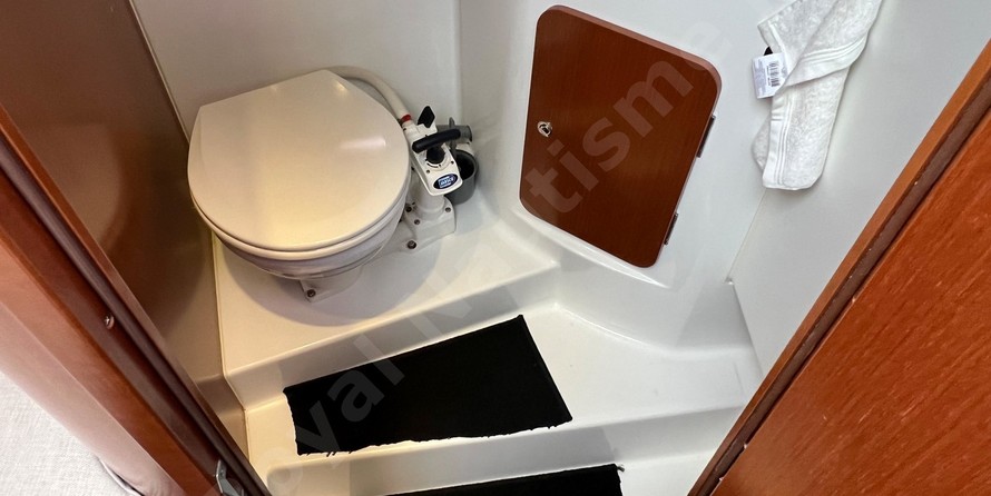 Beneteau Antares 8.80