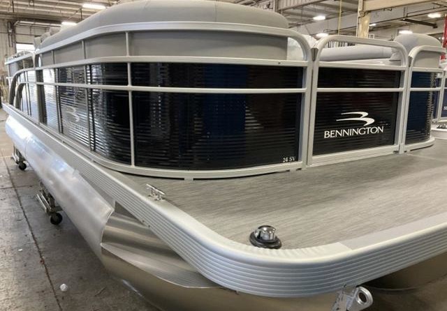 Bennington 24 sbrx
