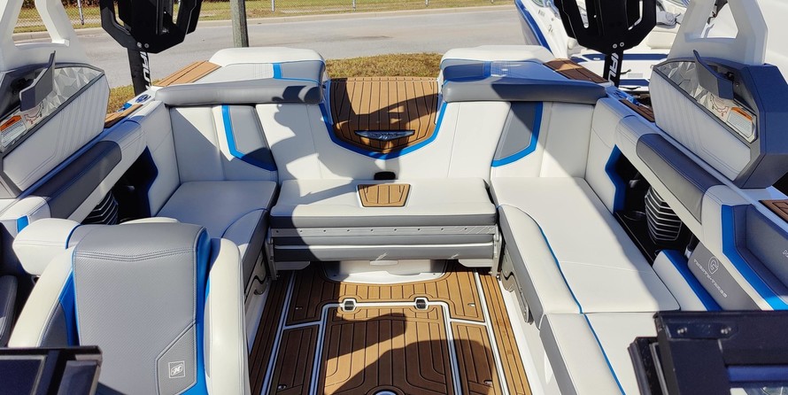 Super Air Nautique G23