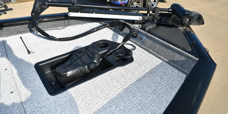 Tracker Pro Team 190 TX