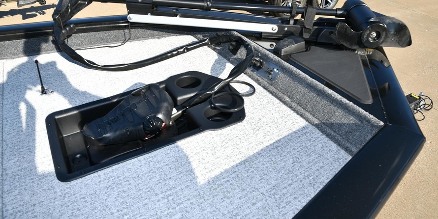 Tracker Pro Team 190 TX