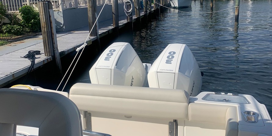 Boston Whaler 280 Outrage