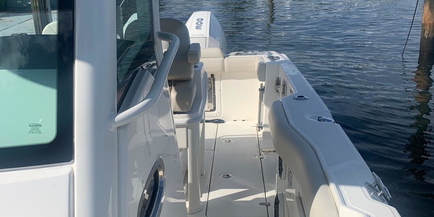 Boston Whaler 280 Outrage