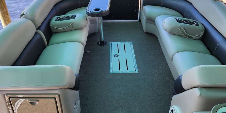 Premier Pontoons Grand Isle 250