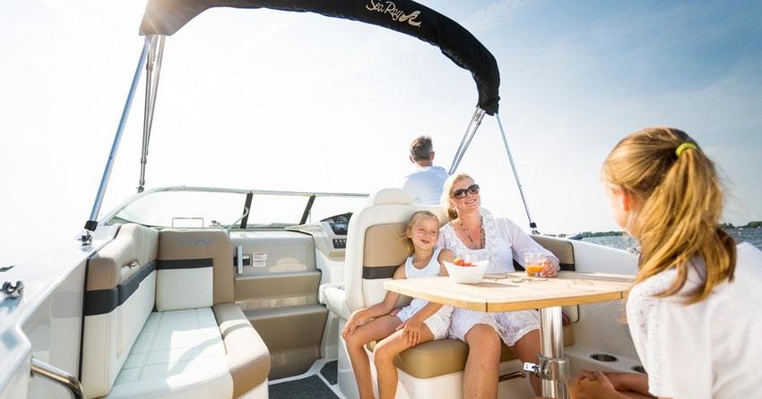 Sea Ray 265 Sundancer