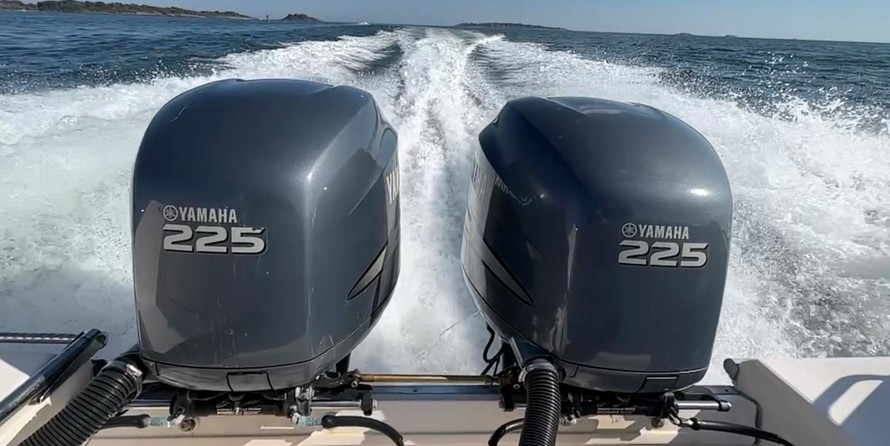 Grady-White Marlin 300