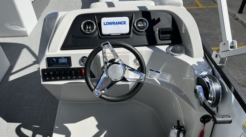 Larson LX 850 Classic SF