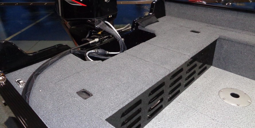 Lund Boats 1650 Rebel XS SS