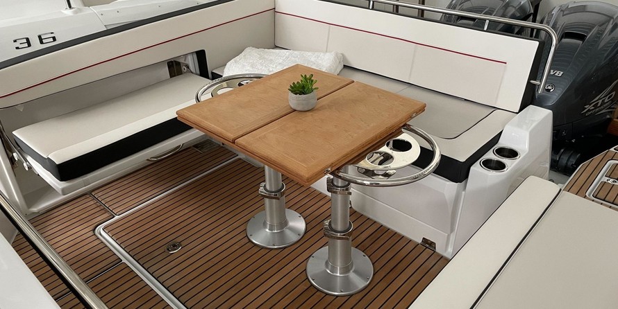 Jeanneau Cap Camarat 10.5 WA