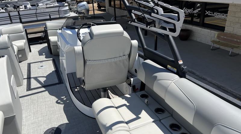 Regal 23 RX Surf
