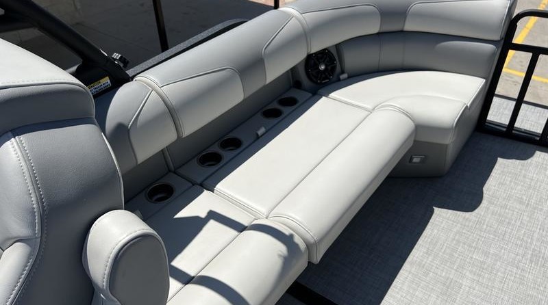 Regal 23 RX Surf